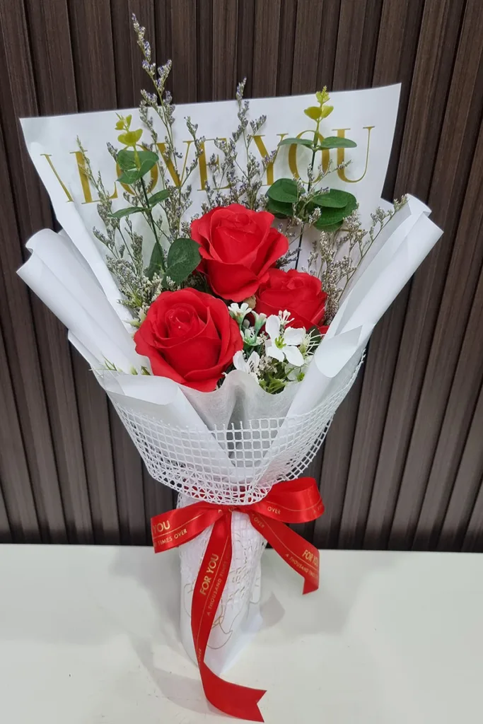 ช่อดอกไม้ประดิษฐ์